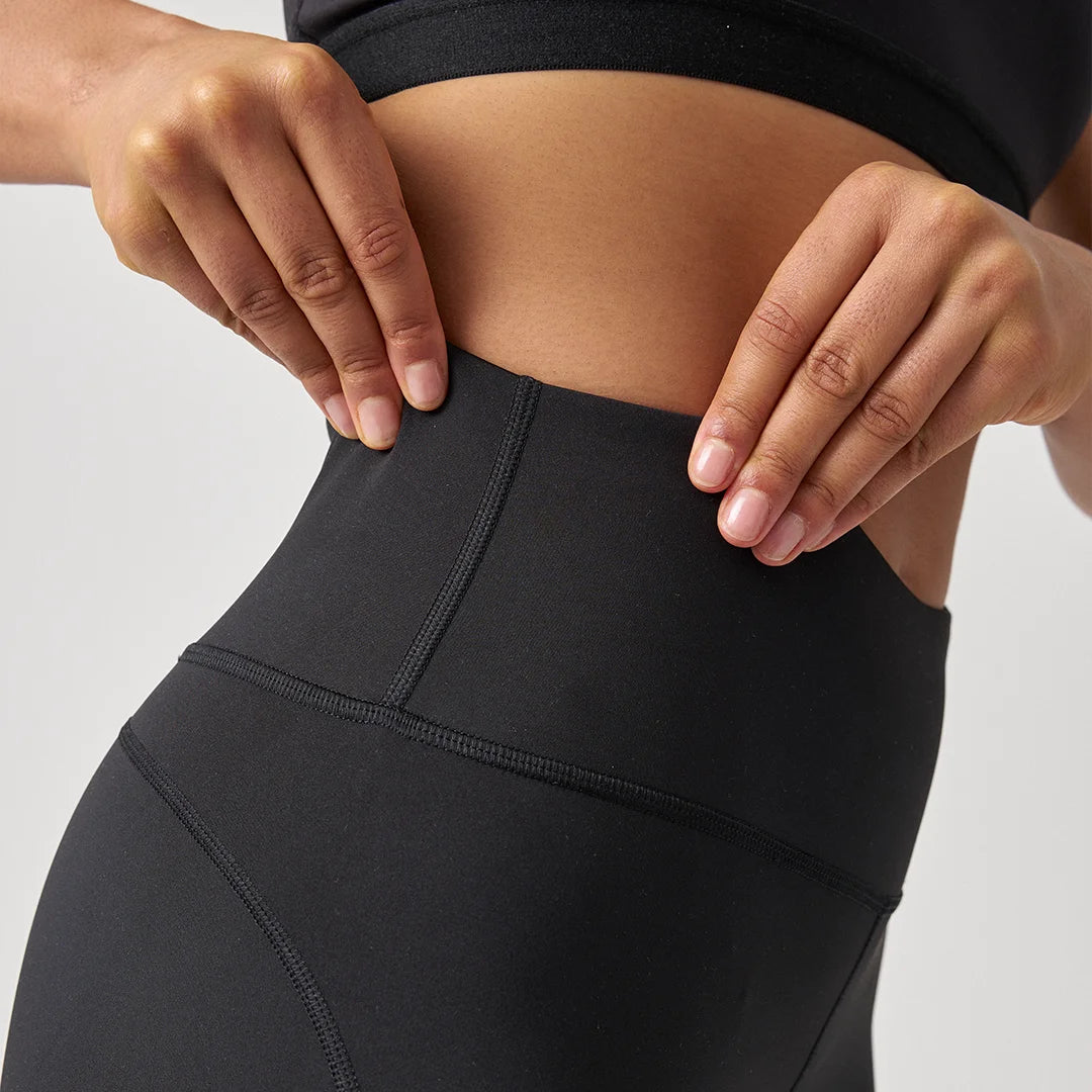 Capri Leggings | Schwarz – 3