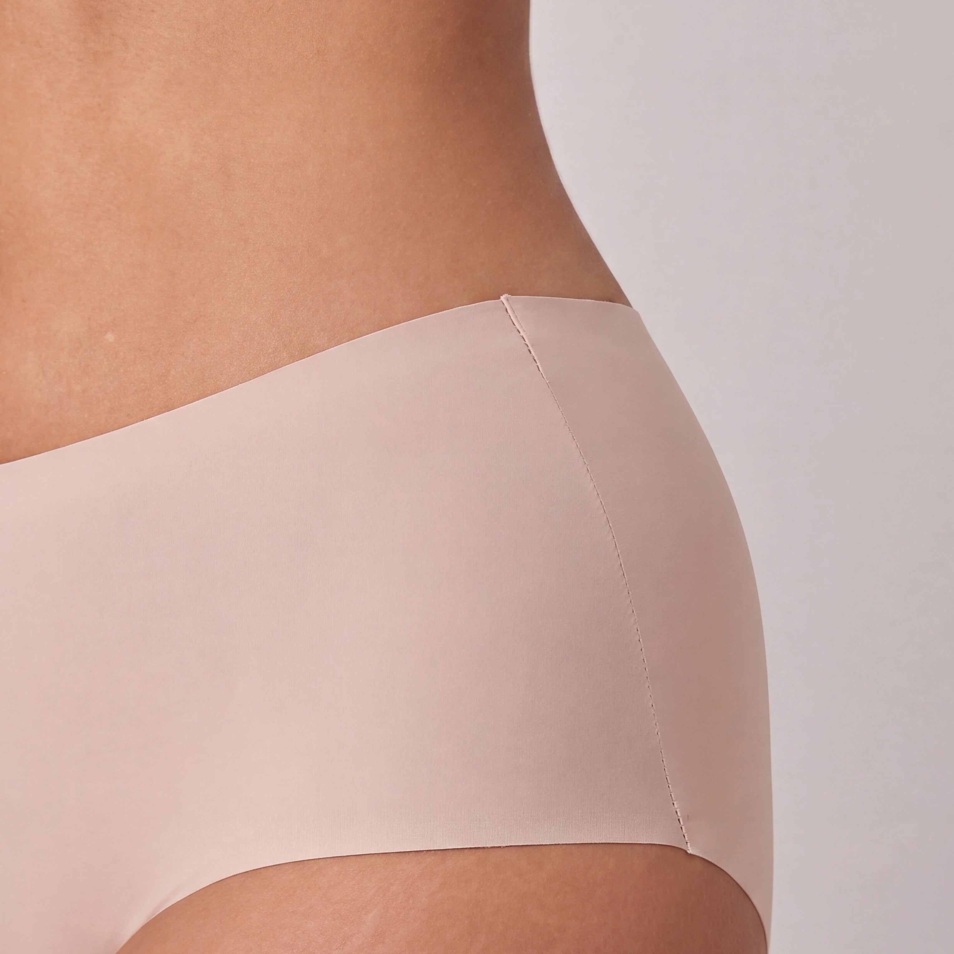 Microfiber High Waist Seamless Hipster | Beige – 4