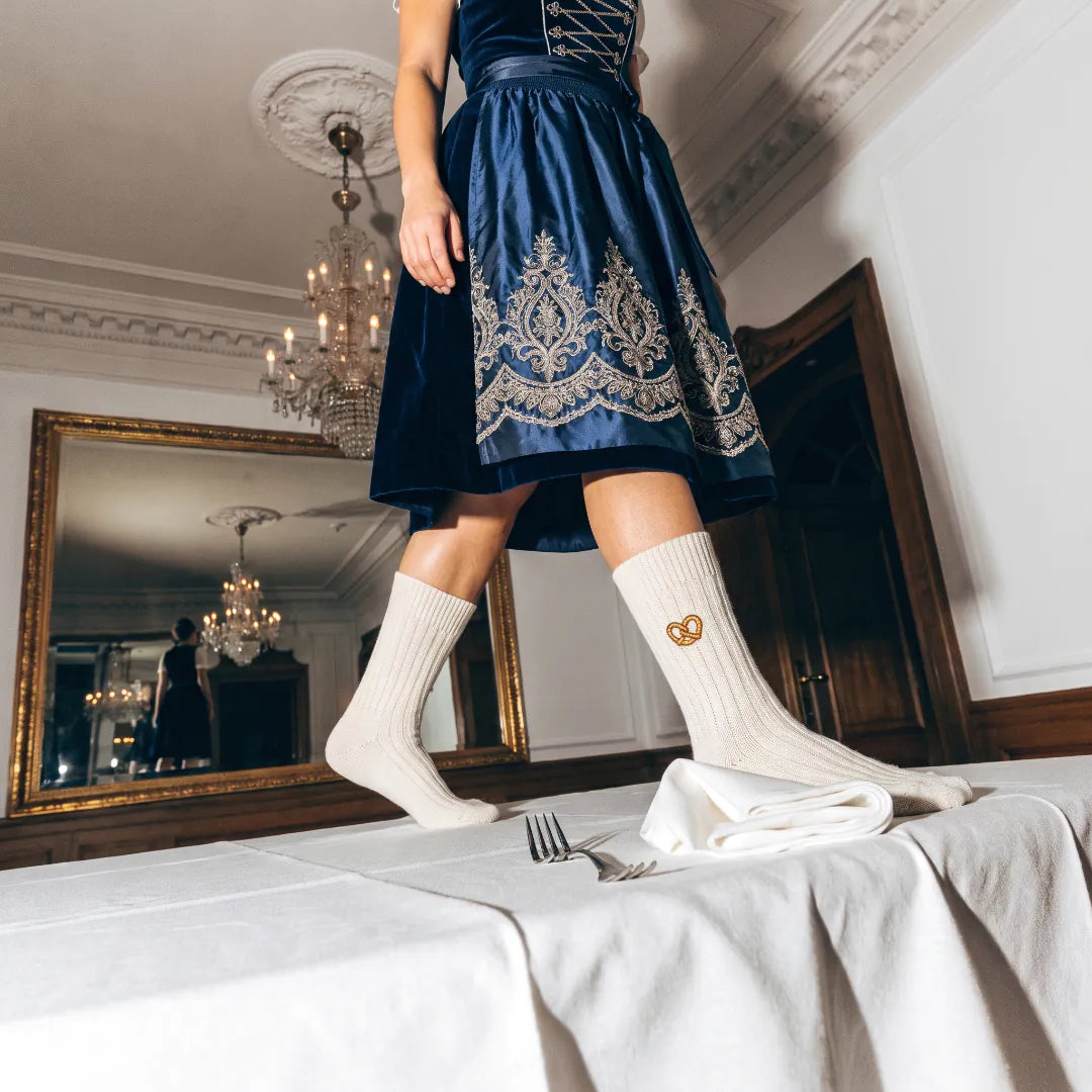 Norweger Socken | Off White "Lebkuchenherz & Brezn"-Edition – 3