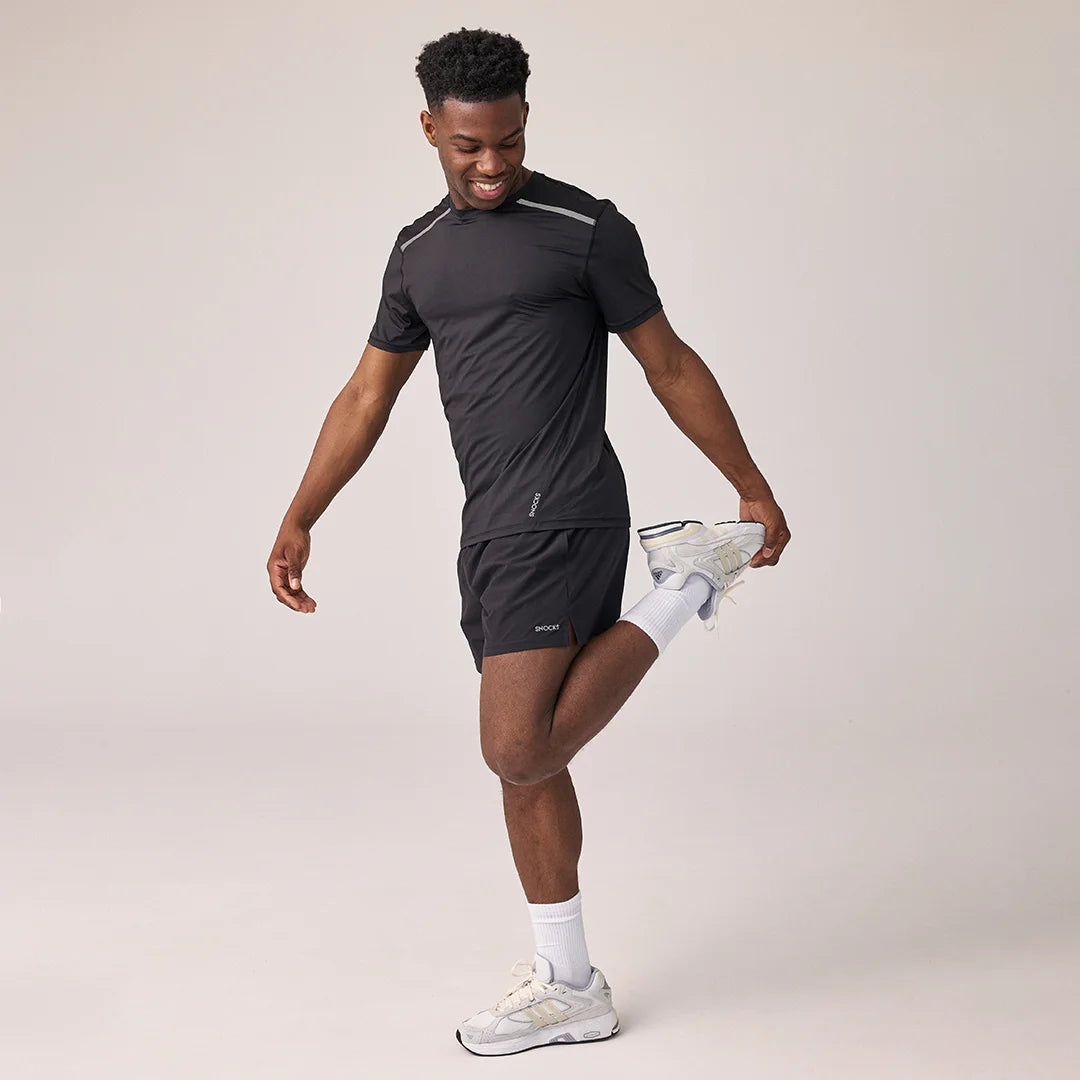 Trainingsshirt mit Reflexstreifen Herren | Schwarz – 7