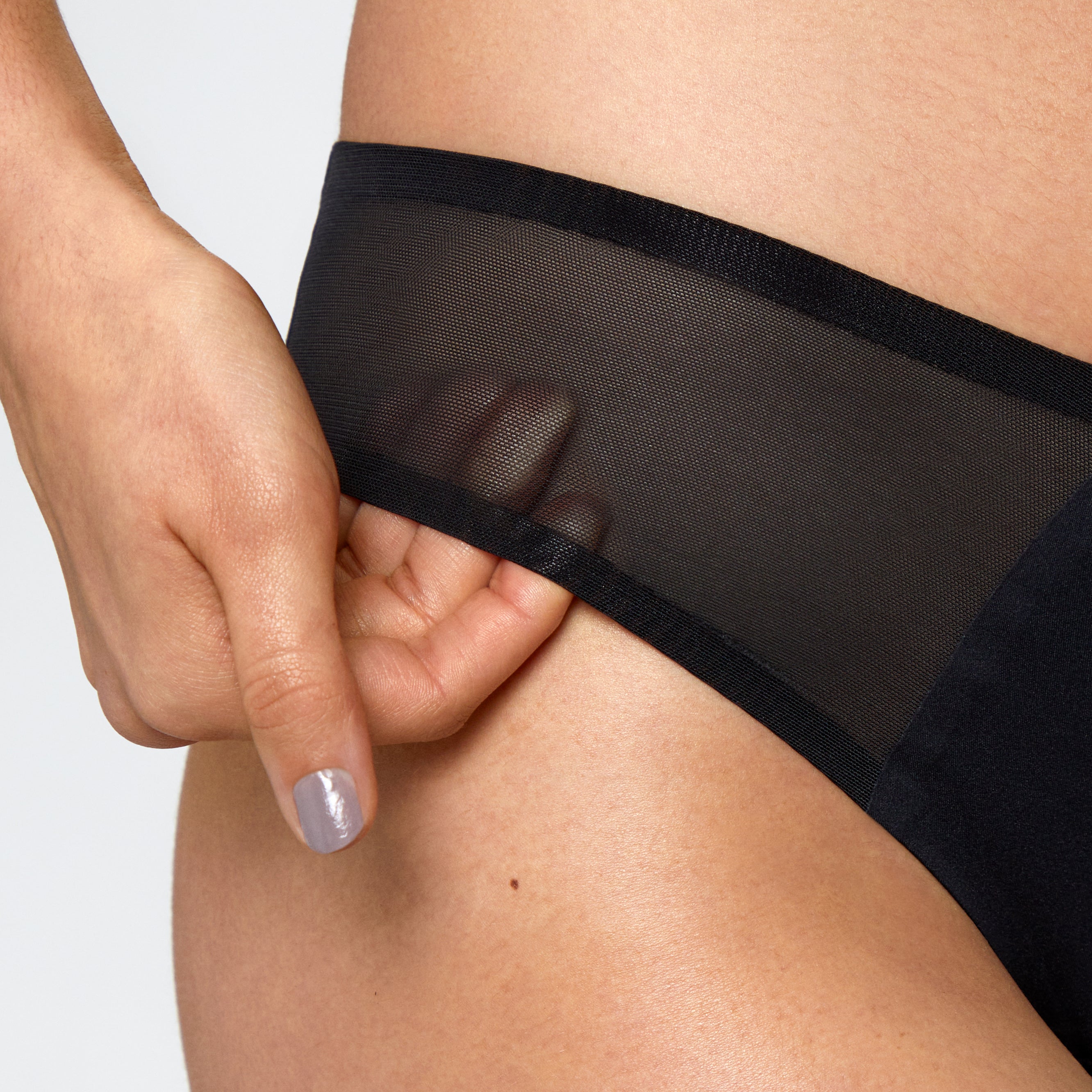 SNOCKS x femtis Period Panty - ZORA Tanga Sport | Schwarz – 4