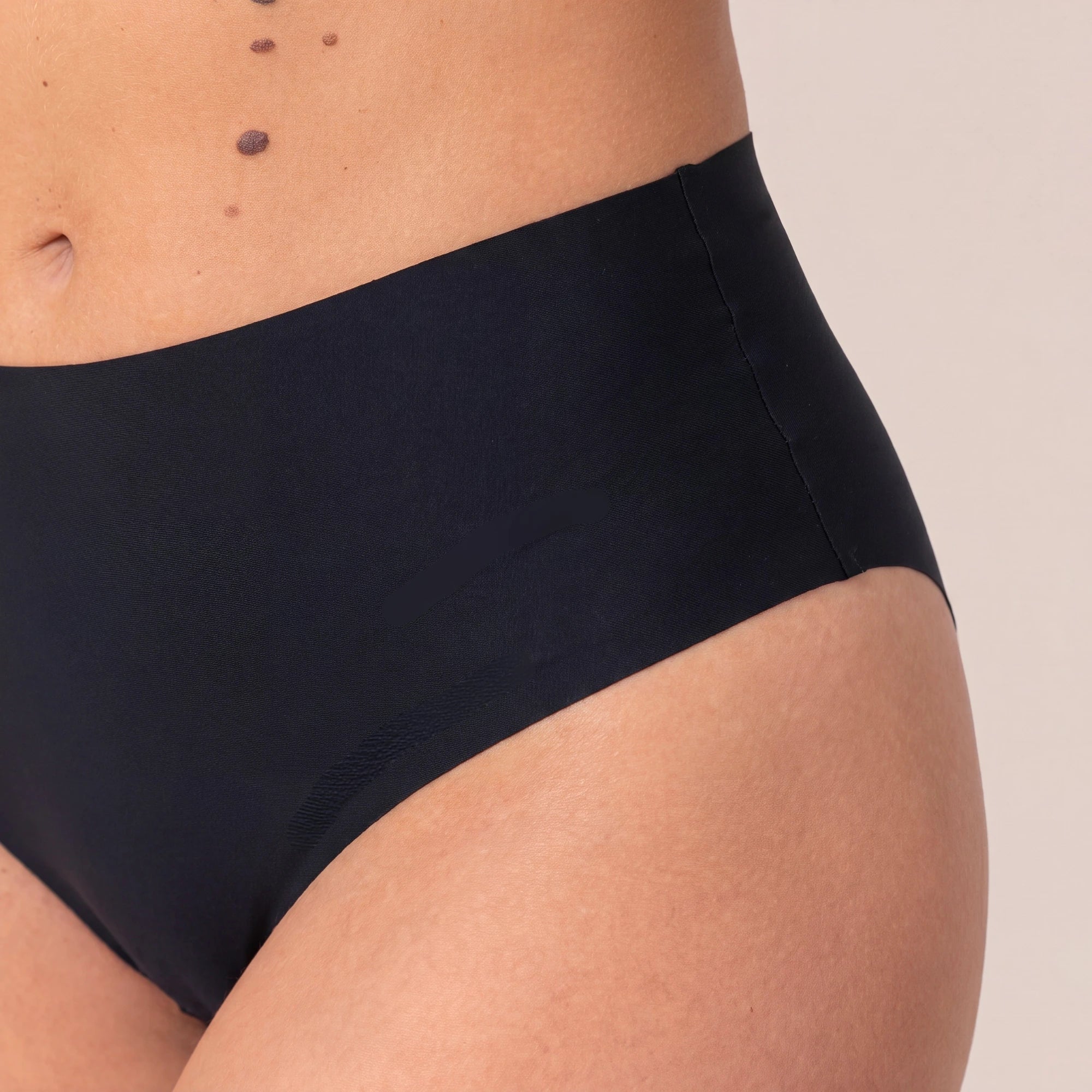 Microfiber High Waist Seamless Tanga | Schwarz – 6