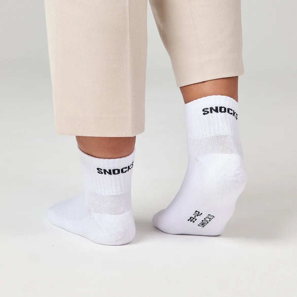 Retro Sneaker Socken | Mix (Schwarz/Weiß) (SNOCKS) – 2