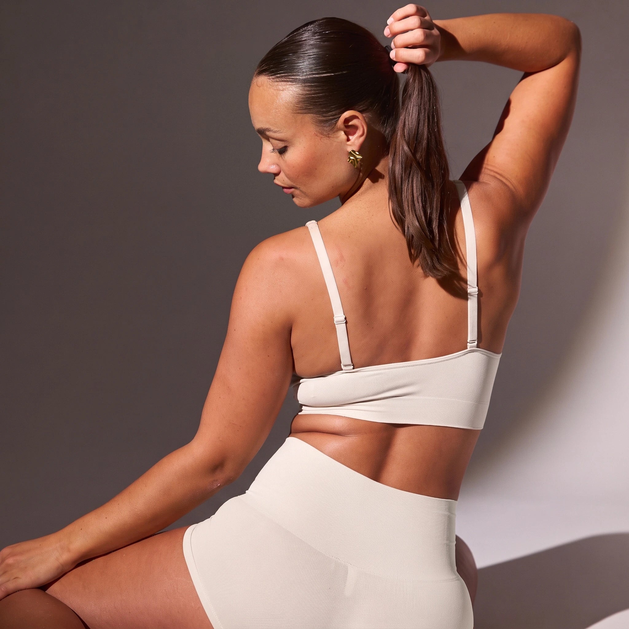 Shaping BH mit tiefem V-Ausschnitt | Cremeweiß – 11